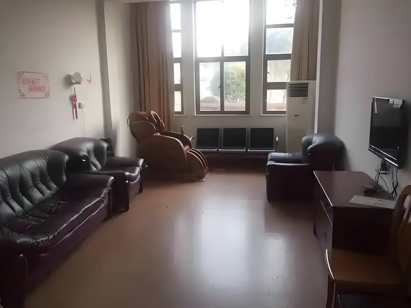 深圳积分入户录取分值_泰国还没真正出手，洪森就呼吁冷静 泰国还没多阅读：悦年华更